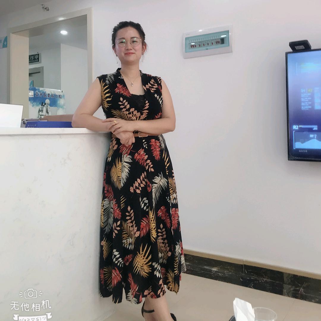 贵阳收亚克力，PS毛料的小姐姐