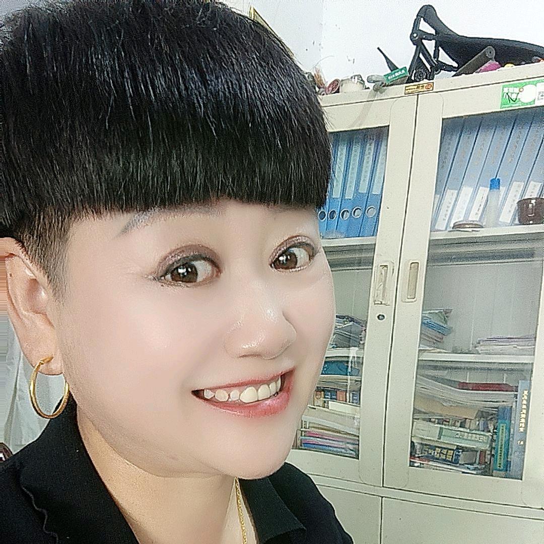 玲珑看月