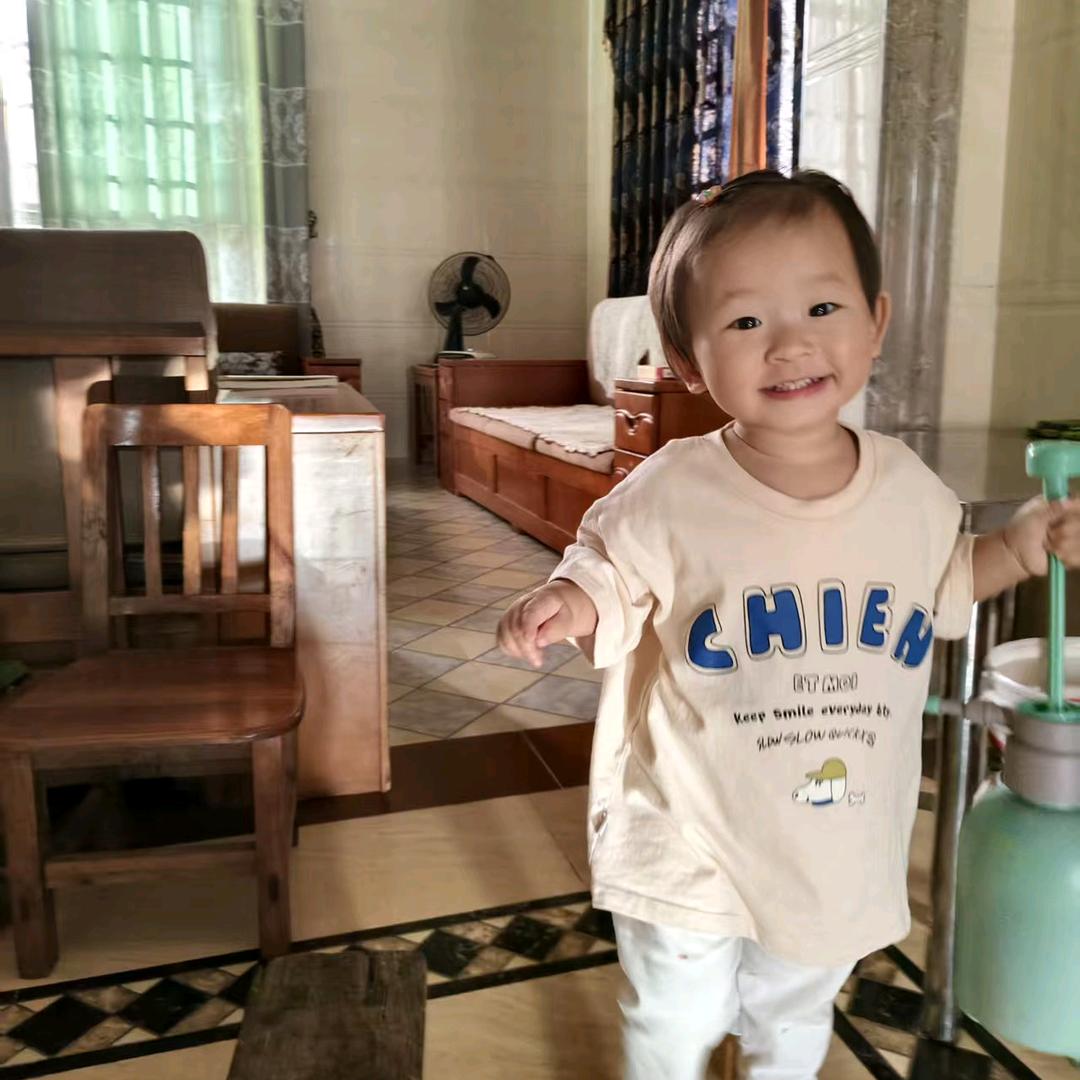 皮皮跟桔子的麻麻