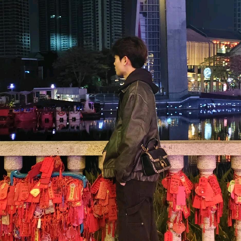 闫小多