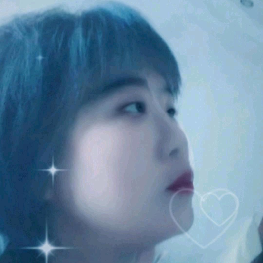 微雨燕飞