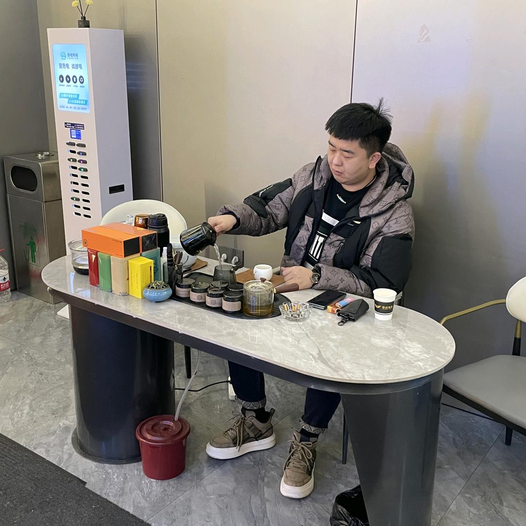 @肖 迪
