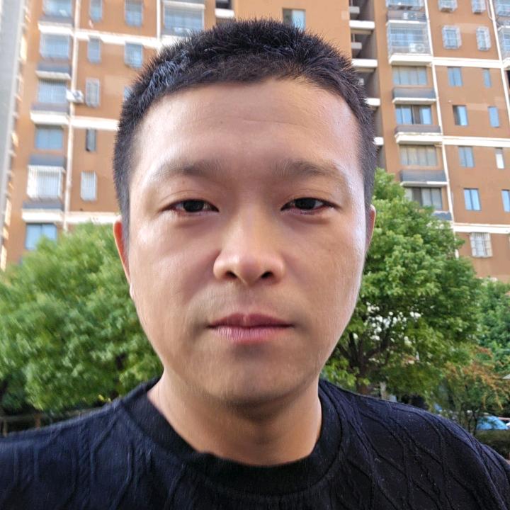 幸运的臭蛋