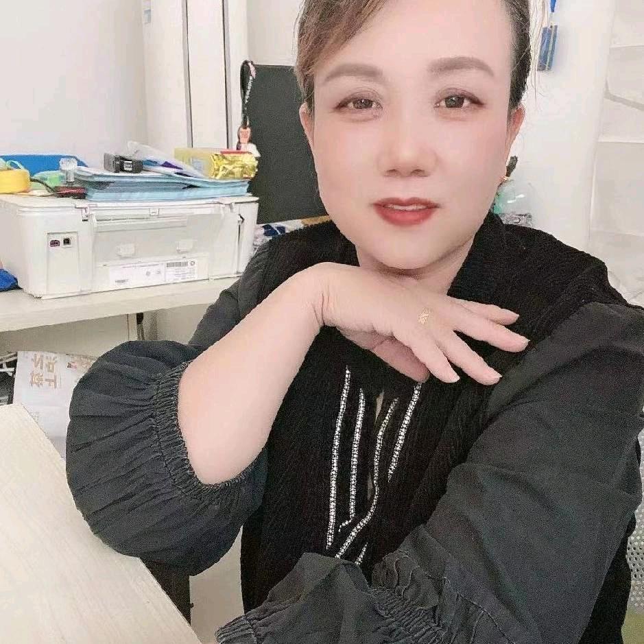 诚德游泳健身中心红妍