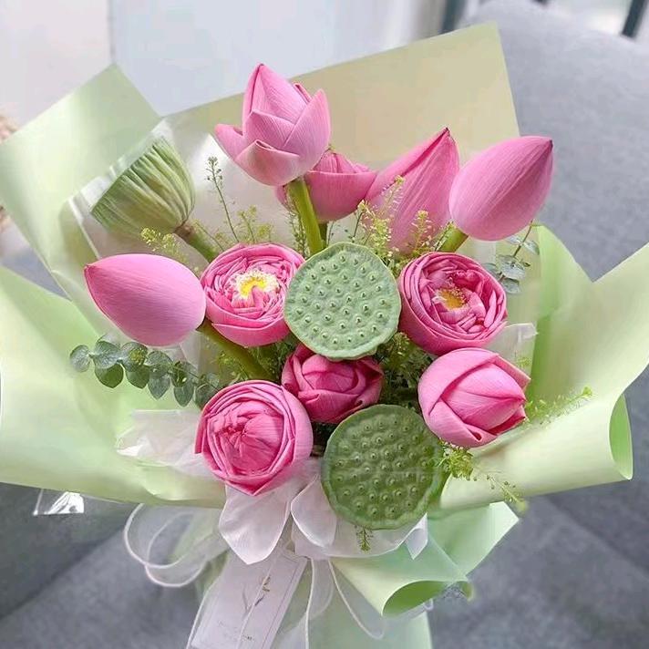 鲜花+婚介红娘