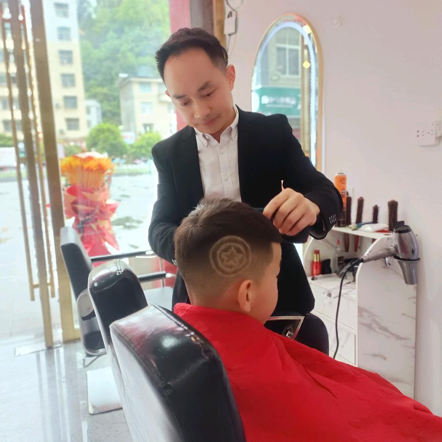 咸丰 抖音  造型