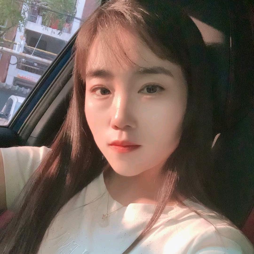 洛阳臻璟房产李欣