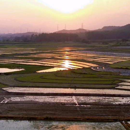 ༺ཽ赶路ོྂཾ࿆℘人࿆ྂ࿐