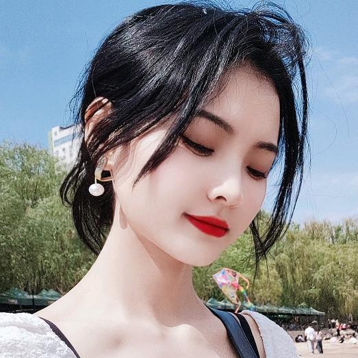 叫我媚儿哦
