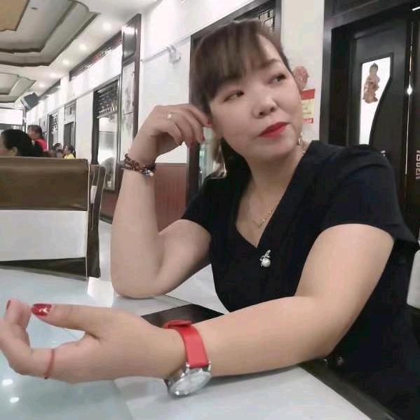 遵义秀姐歌舞演艺乐队，（承接各种红