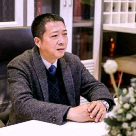 武冈市依丽思实木定制家具厂