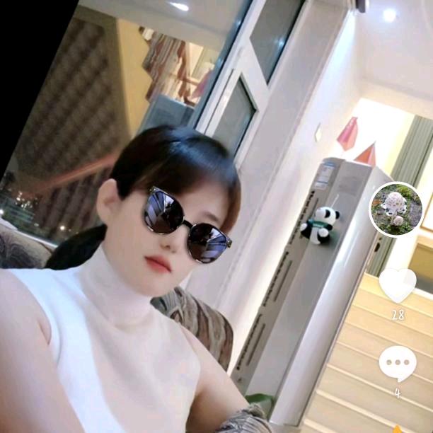 浅笑不语
