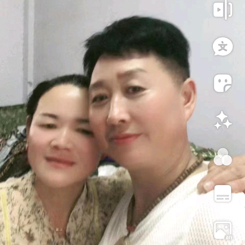 老姐小妹（每晚8点8分开播）