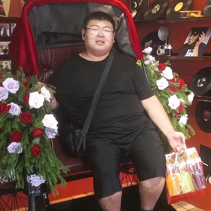 灵活胖子（种氏香肠）全国加盟，招收徒弟。