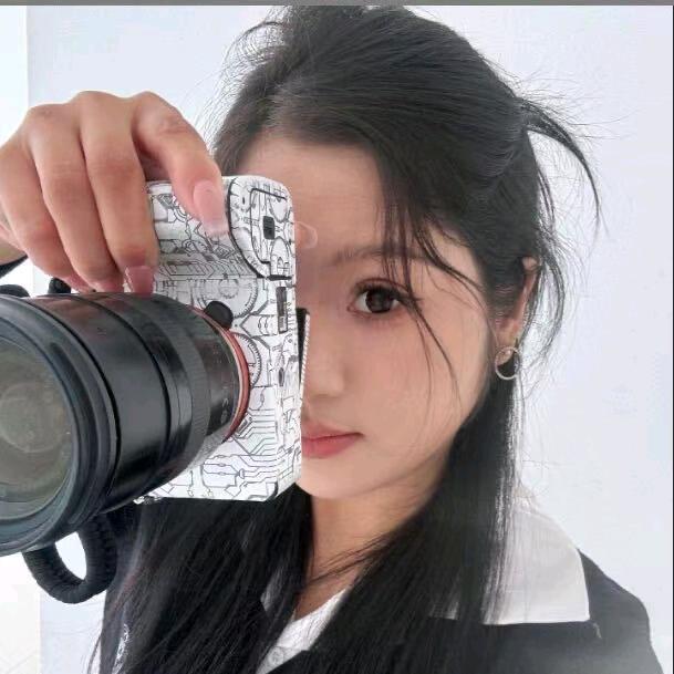 聊城化妆师女摄娜娜