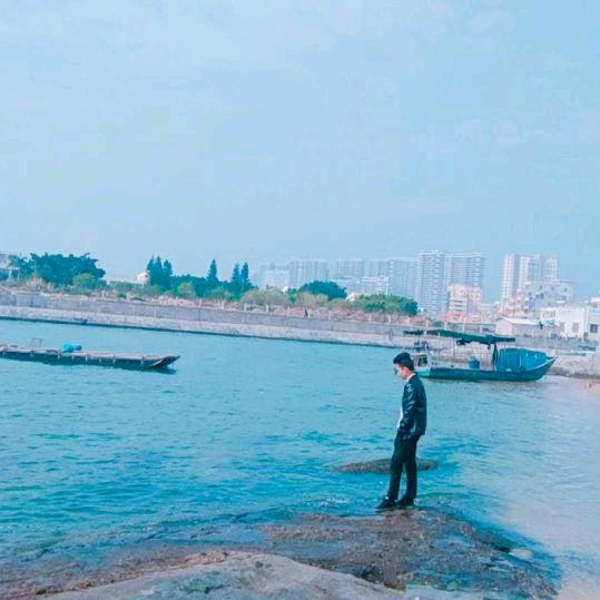 哒哒哒哒了个哒