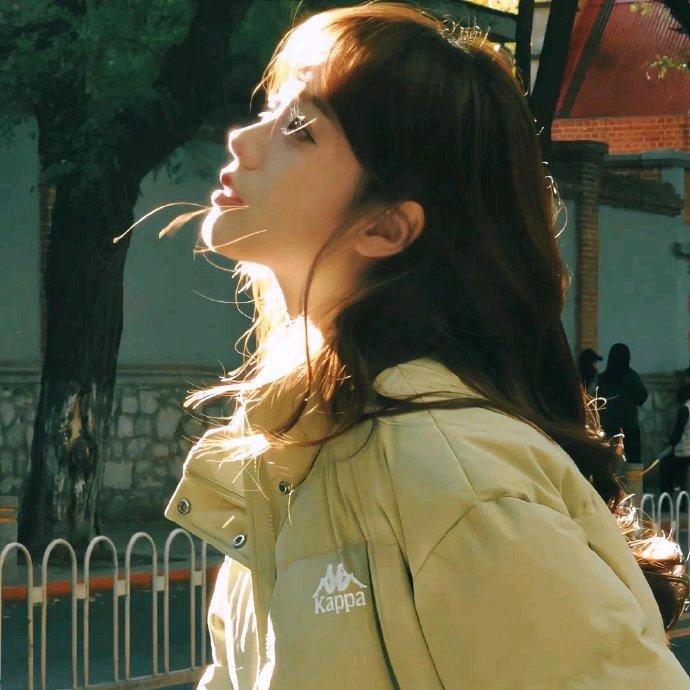 月色半眠