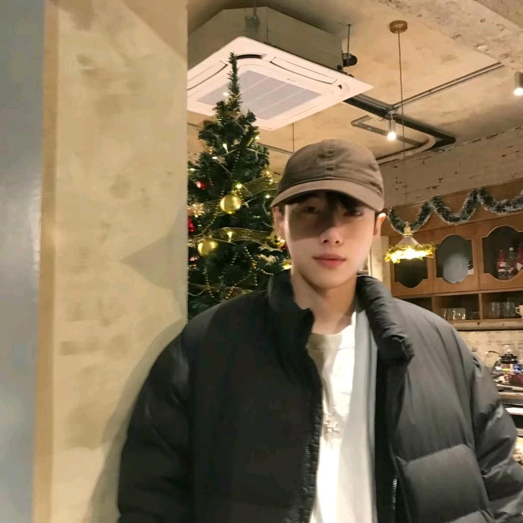李毛毛