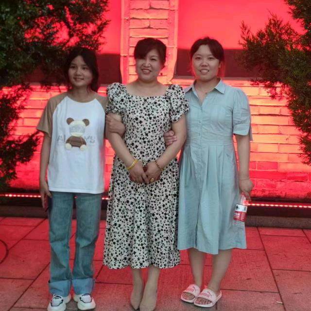 西阳宝宝乐孕婴店肖航