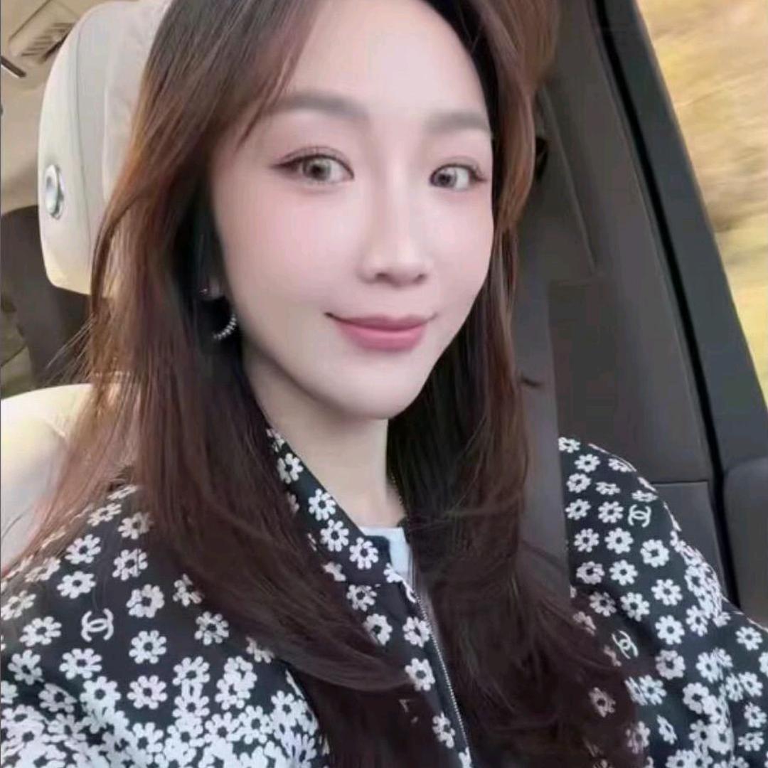 请叫我珺珺-服饰穿搭