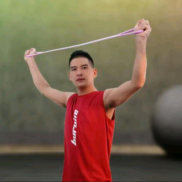小陈肩颈运动