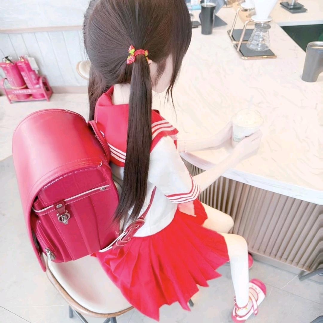 天真孩子气