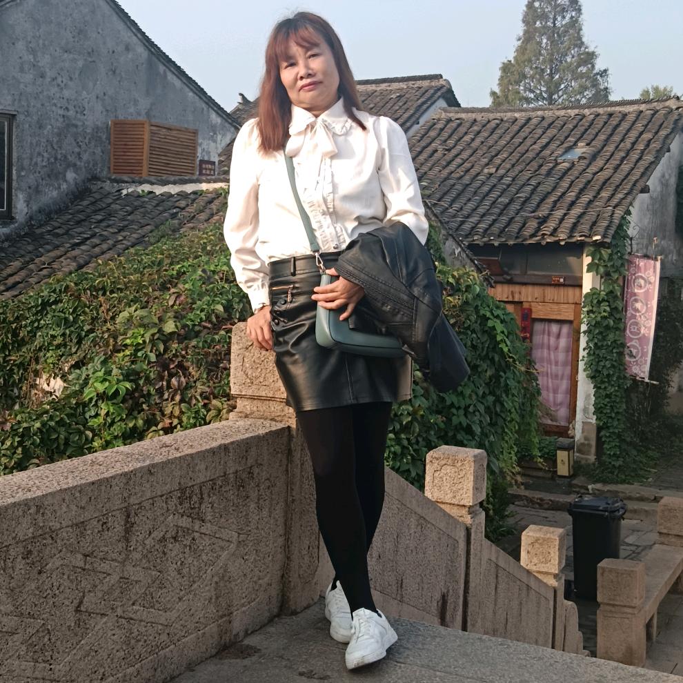 做一个快乐的自我
