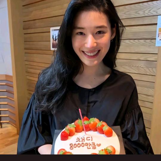 ( ᵒ̴̶̷̤໐ᵒ̴̶̷̤ )