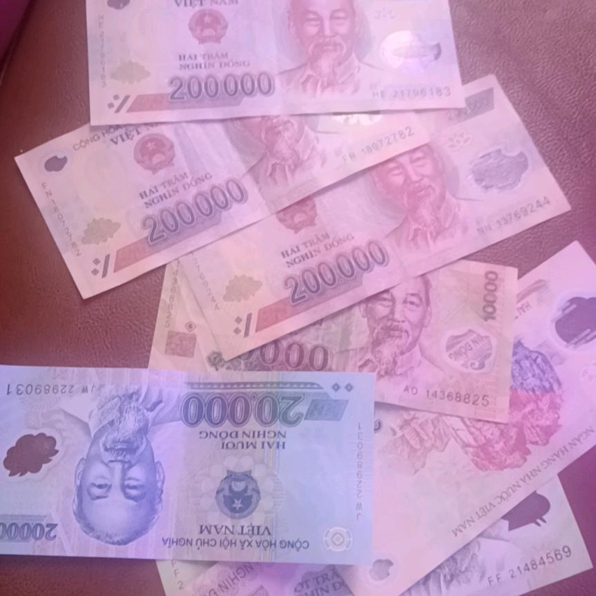 感觉自己好可笑