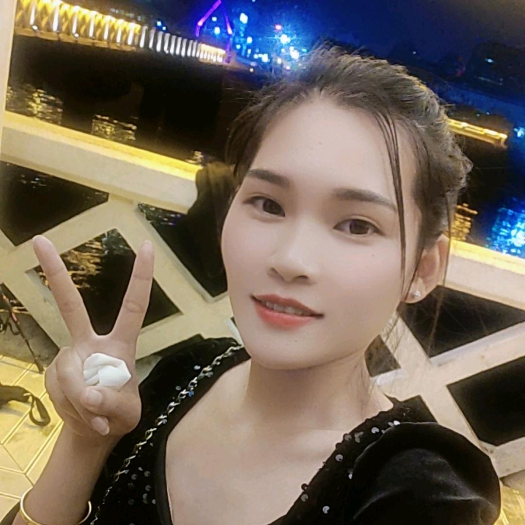 诚实善良女青年