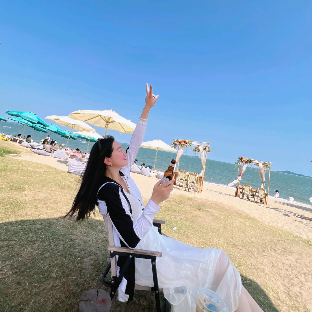 大牌临期美妆👉小贝