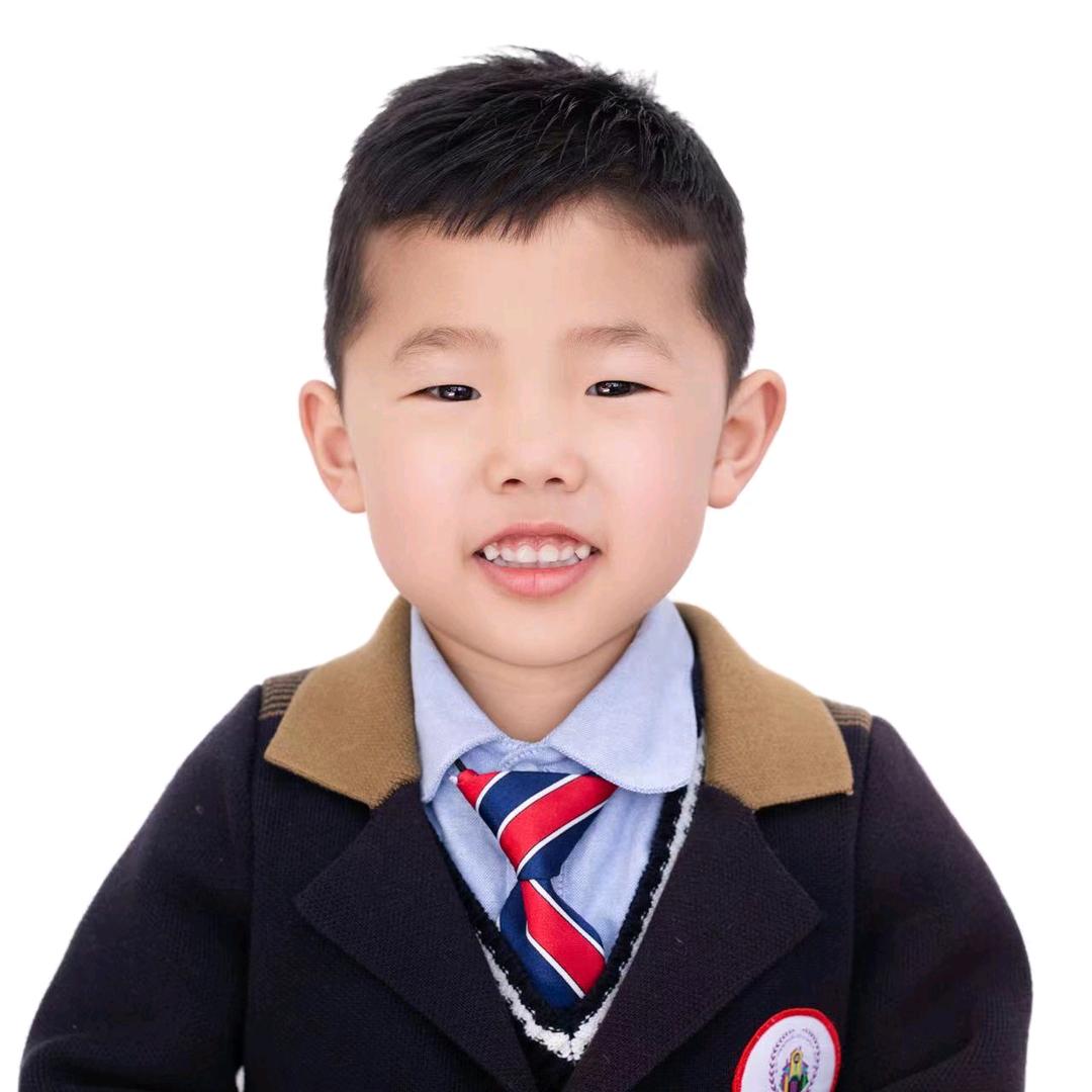 宅美，库斯家具