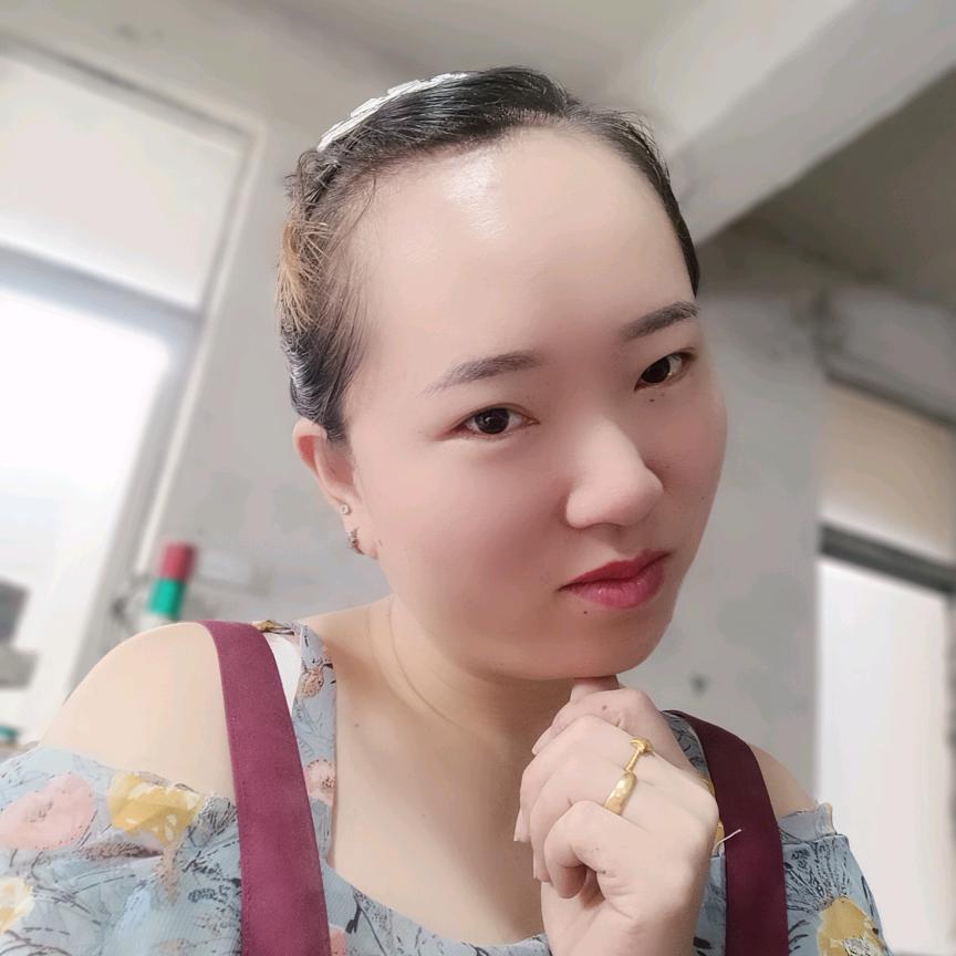 卖荞麦面条的小姐姐