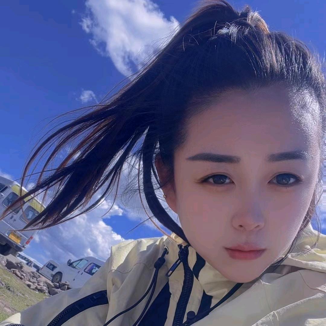 石头（璐璐）