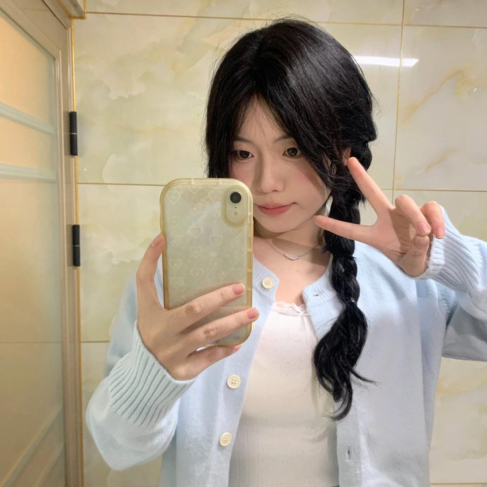 开心女生