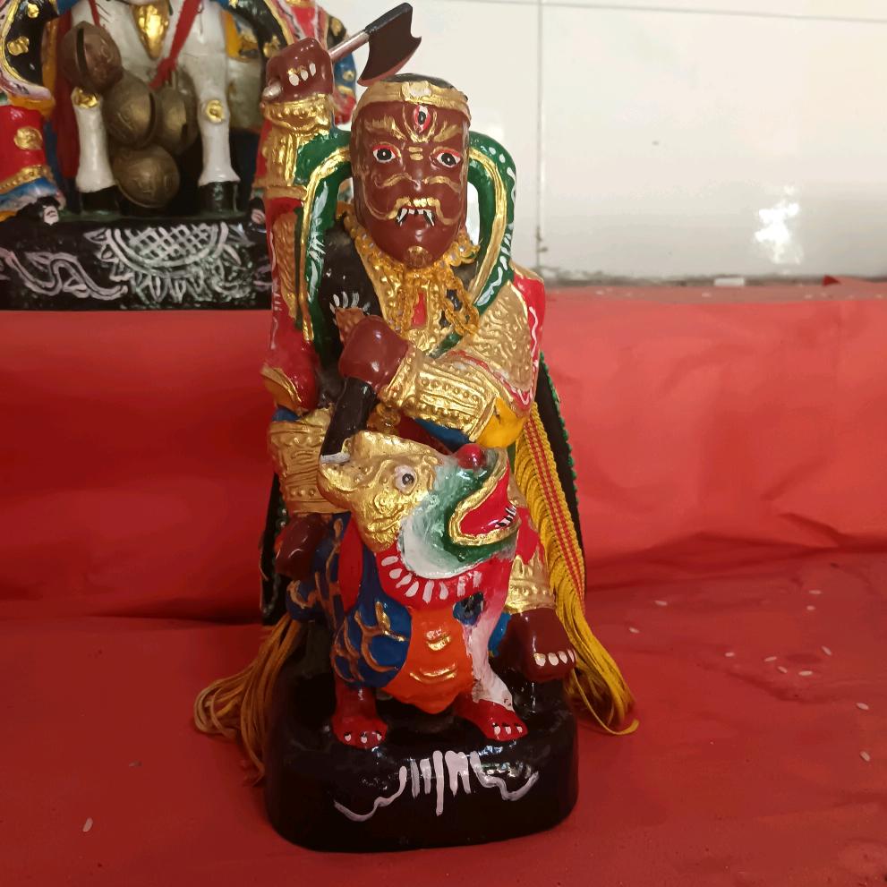 劫财盗运众雄兵