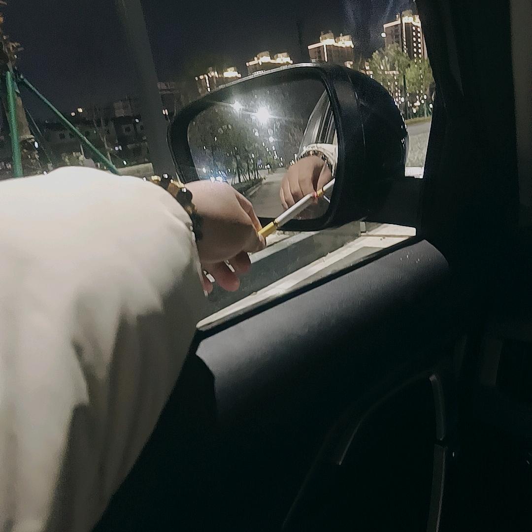 默1