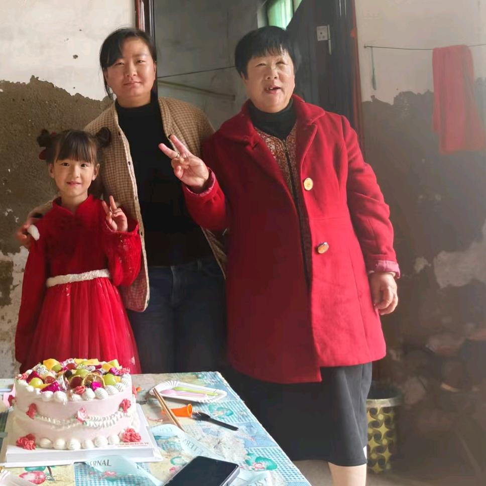 （闫）开心姐🌹🌹🌹