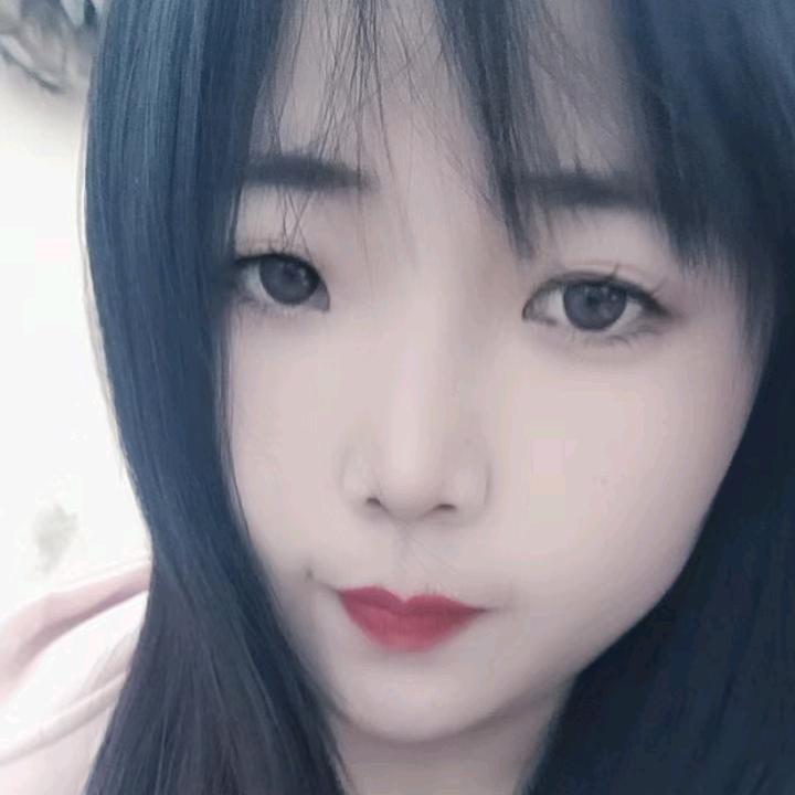 英子