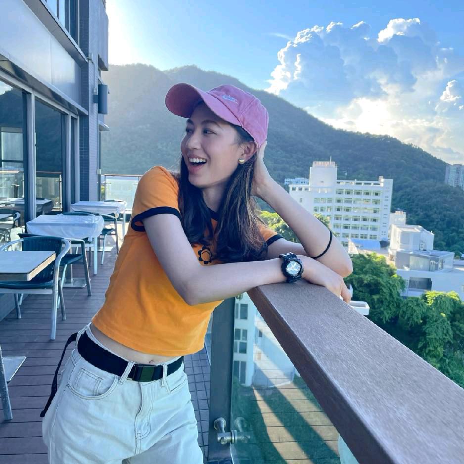 嘿莉学姐留学