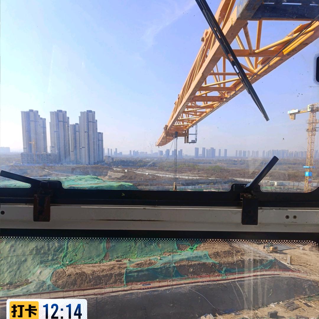 郑州塔吊师傅丁三