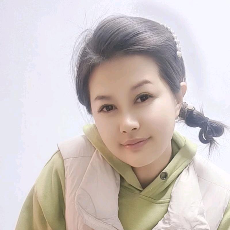 三小姐妖妖