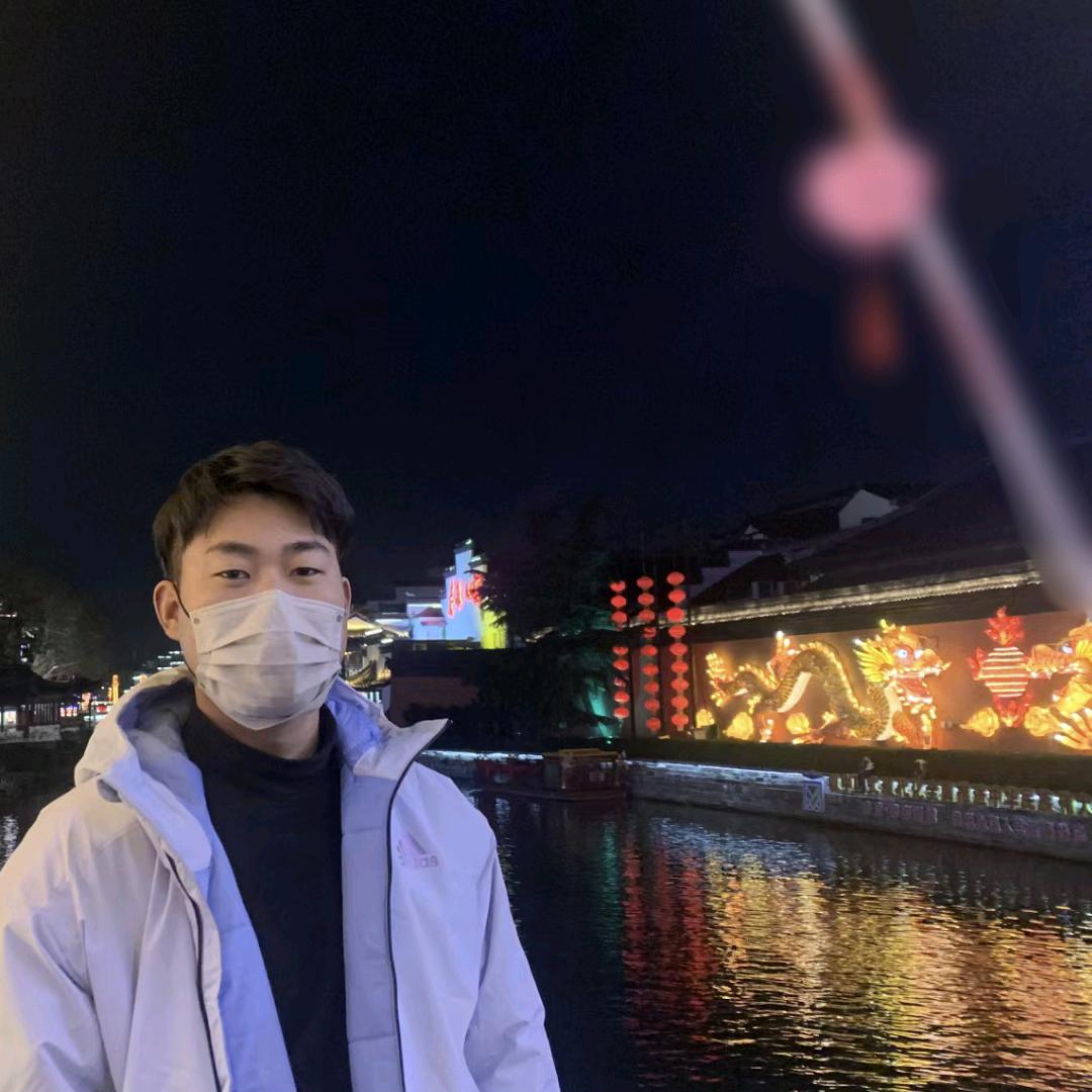 DongDe-fovik
