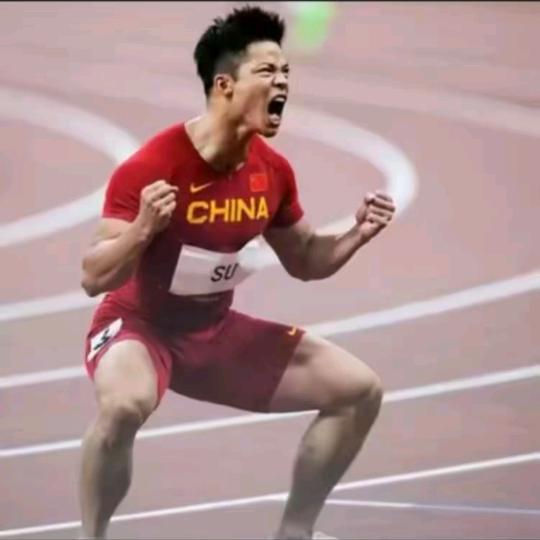 怖枫体育（运动装备）