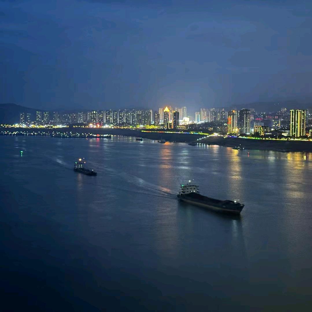 夜色凉如水
