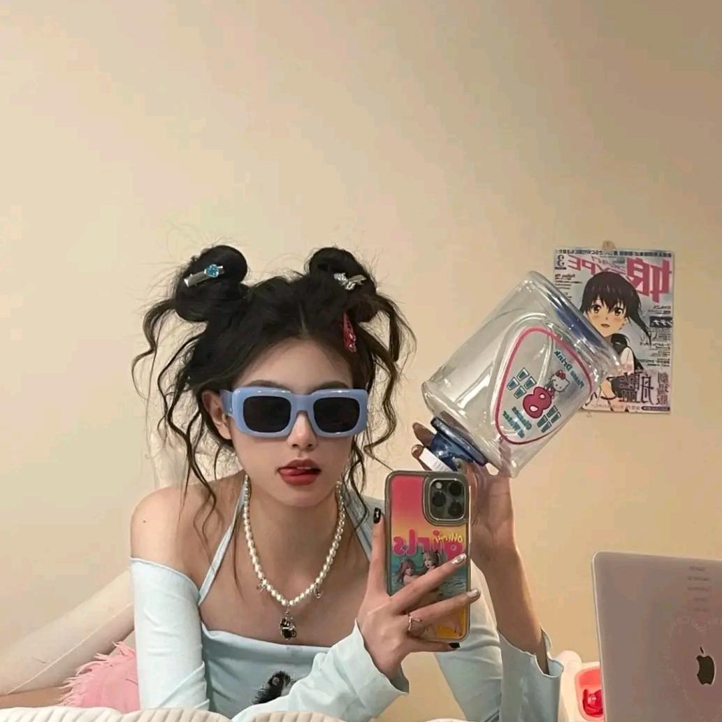 风儿尽情的吹，雨儿绵绵的细雨