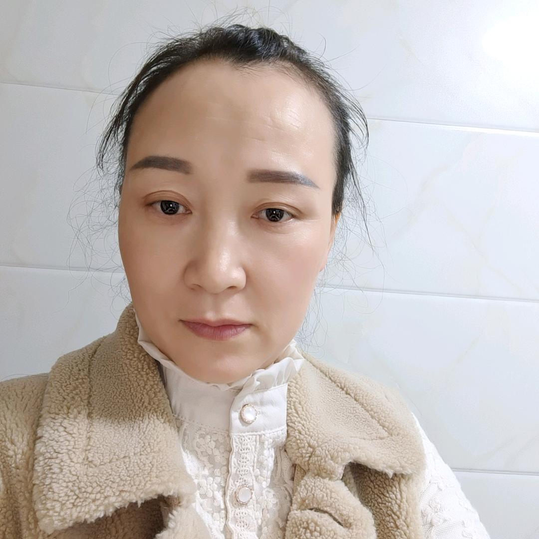 五妹(｡･㉨･｡)ﾉ♡ 爱你么么哒
