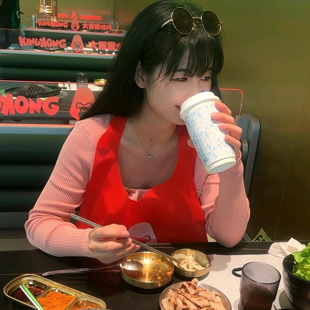 a杨雪丽呀！