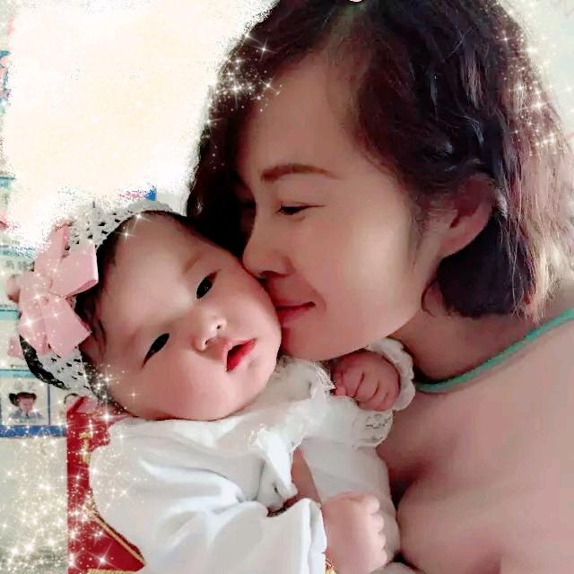 在社区的秦莉吖