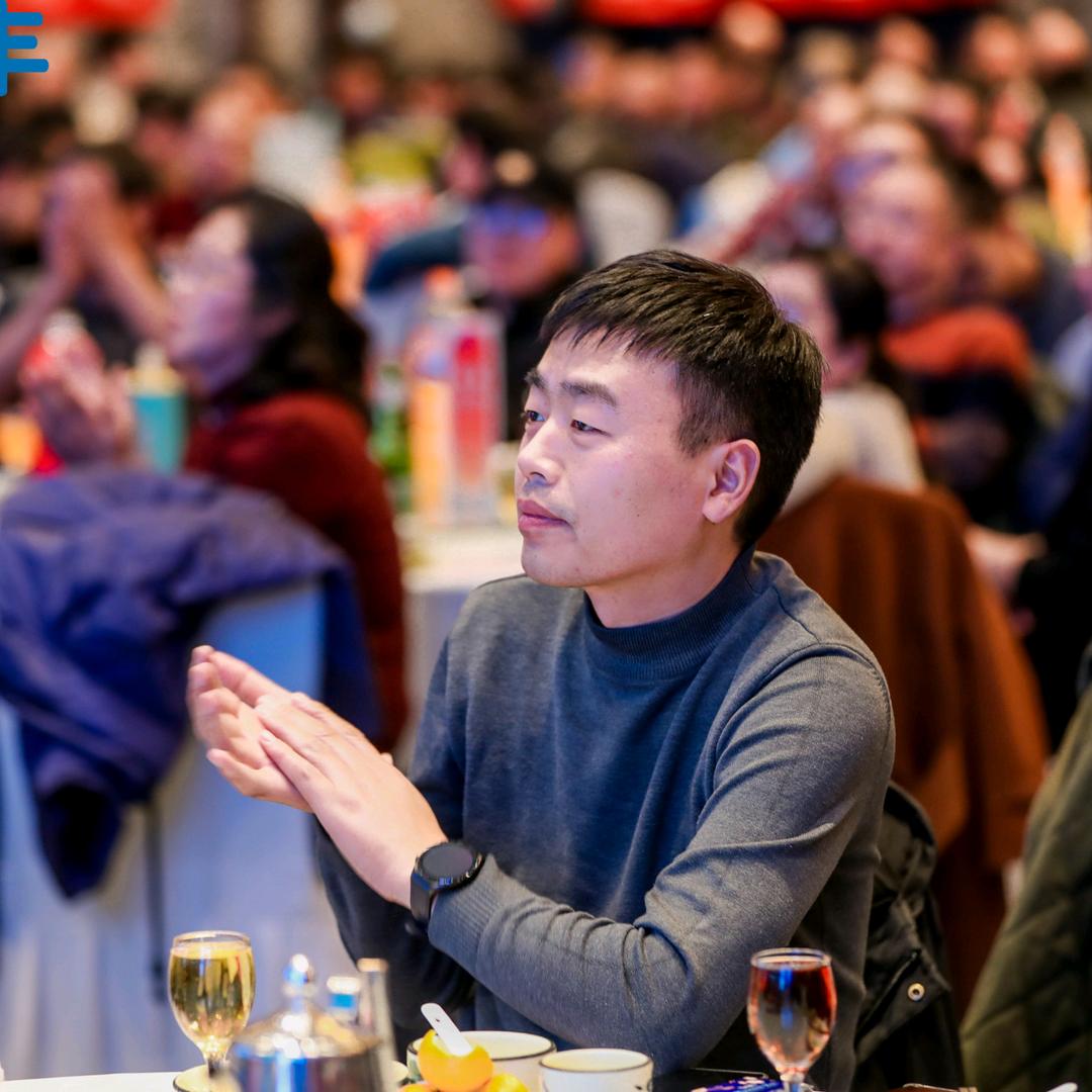 烟台装修～大牛